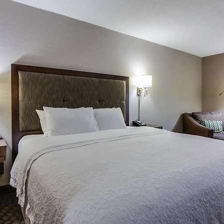 Hampton Inn Dickson Buitenkant foto