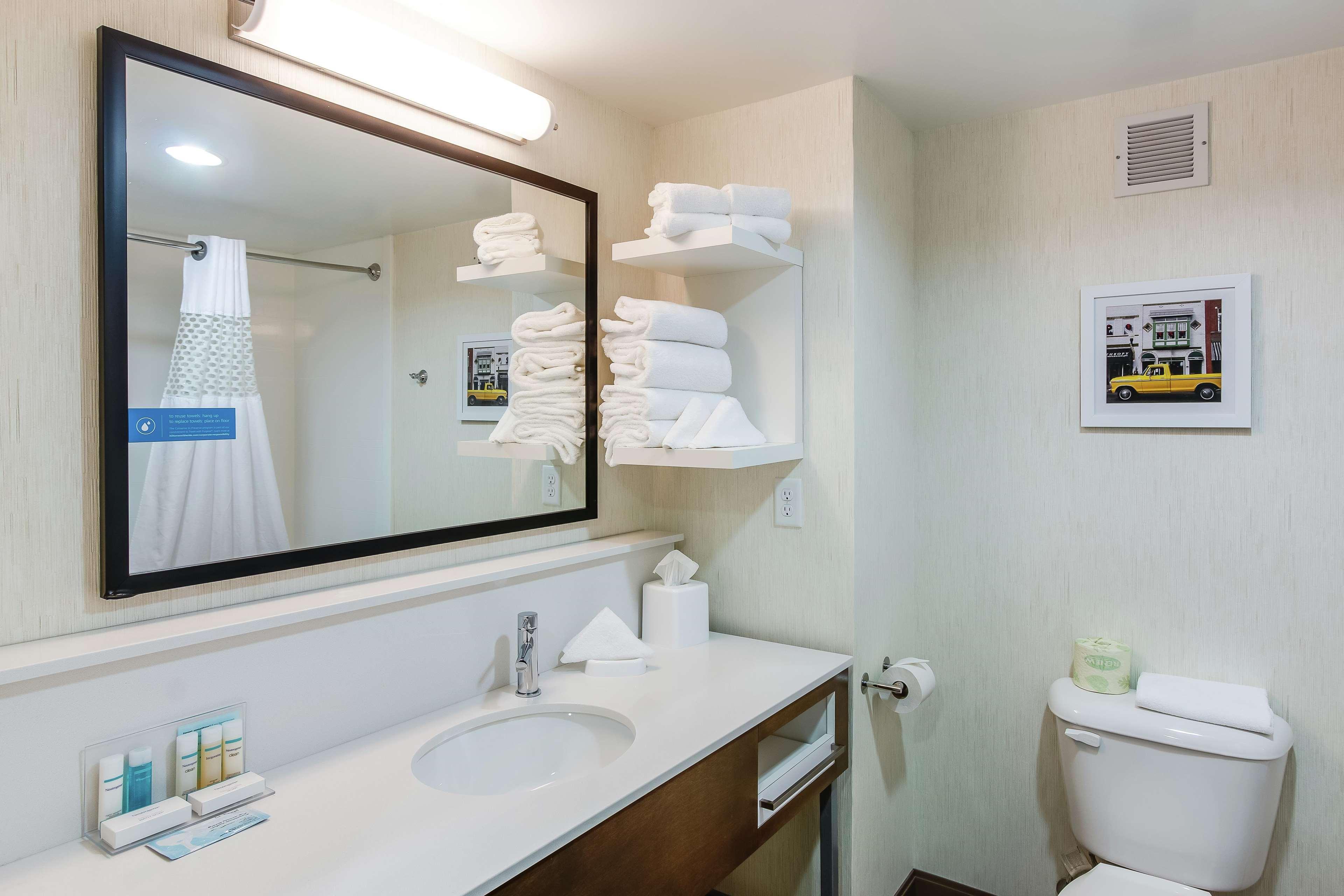 Hampton Inn Dickson Buitenkant foto
