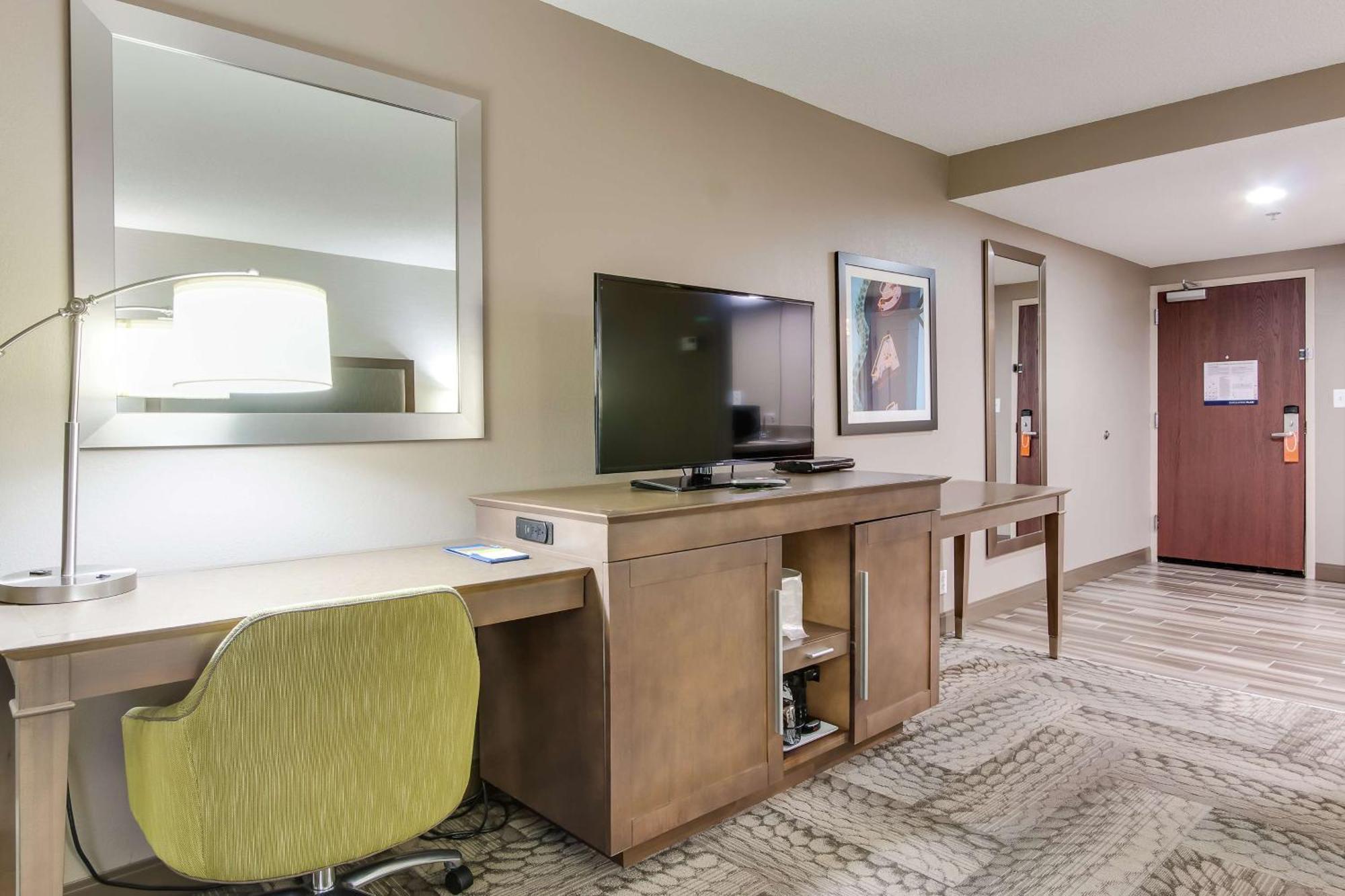 Hampton Inn Dickson Buitenkant foto